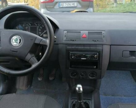 Шкода Фабия, объемом двигателя 1.2 л и пробегом 211 тыс. км за 4300 $, фото 10 на Automoto.ua