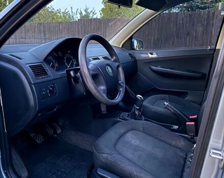 Шкода Фабія, об'ємом двигуна 1.2 л та пробігом 115 тис. км за 2250 $, фото 9 на Automoto.ua