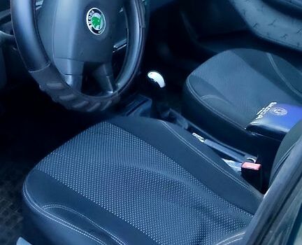 Шкода Фабия, объемом двигателя 1.4 л и пробегом 165 тыс. км за 2700 $, фото 3 на Automoto.ua