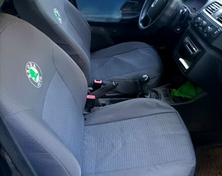 Шкода Фабія, об'ємом двигуна 1.4 л та пробігом 175 тис. км за 4000 $, фото 3 на Automoto.ua