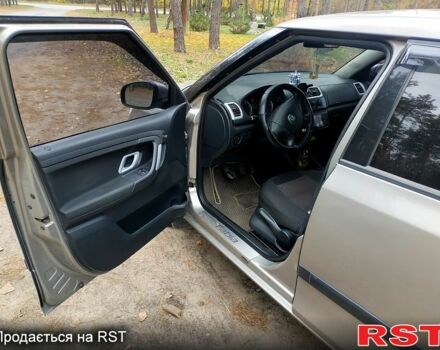 Шкода Фабія, об'ємом двигуна 1.2 л та пробігом 241 тис. км за 4500 $, фото 6 на Automoto.ua