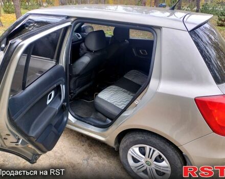 Шкода Фабія, об'ємом двигуна 1.2 л та пробігом 241 тис. км за 4500 $, фото 5 на Automoto.ua