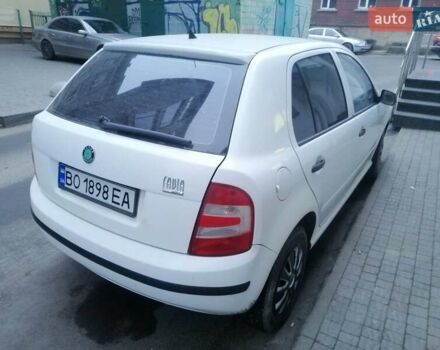Шкода Фабия, объемом двигателя 1.2 л и пробегом 270 тыс. км за 3900 $, фото 3 на Automoto.ua