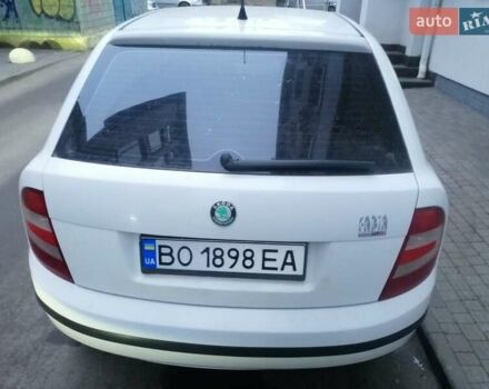 Шкода Фабия, объемом двигателя 1.2 л и пробегом 270 тыс. км за 3900 $, фото 4 на Automoto.ua