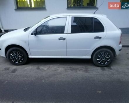 Шкода Фабия, объемом двигателя 1.2 л и пробегом 270 тыс. км за 3900 $, фото 6 на Automoto.ua