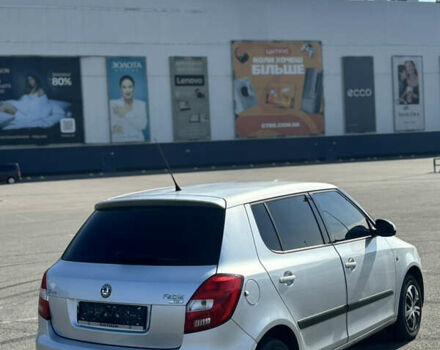 Шкода Фабия, объемом двигателя 1.42 л и пробегом 273 тыс. км за 4600 $, фото 4 на Automoto.ua