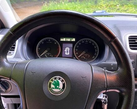Шкода Фабия, объемом двигателя 1.4 л и пробегом 245 тыс. км за 5300 $, фото 8 на Automoto.ua
