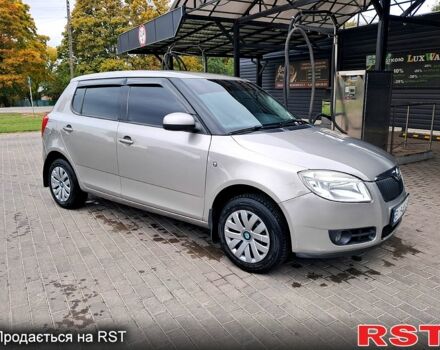 Шкода Фабия, объемом двигателя 1.2 л и пробегом 198 тыс. км за 3950 $, фото 1 на Automoto.ua
