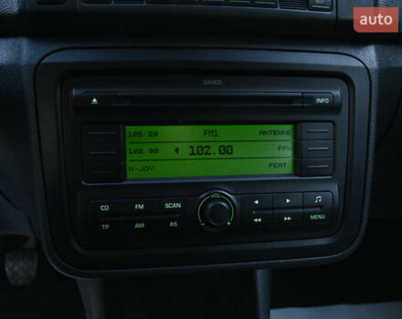 Шкода Фабія, об'ємом двигуна 1.39 л та пробігом 184 тис. км за 5800 $, фото 20 на Automoto.ua