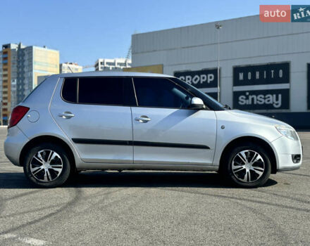Шкода Фабия, объемом двигателя 1.42 л и пробегом 273 тыс. км за 4600 $, фото 2 на Automoto.ua