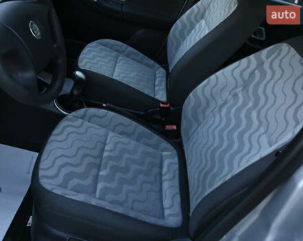 Шкода Фабія, об'ємом двигуна 1.39 л та пробігом 184 тис. км за 5800 $, фото 18 на Automoto.ua