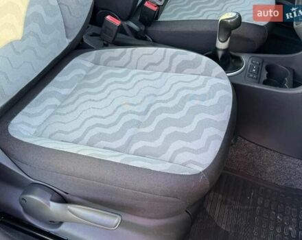 Шкода Фабия, объемом двигателя 1.2 л и пробегом 180 тыс. км за 5750 $, фото 7 на Automoto.ua