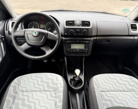 Шкода Фабия, объемом двигателя 1.2 л и пробегом 152 тыс. км за 4500 $, фото 18 на Automoto.ua