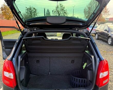 Шкода Фабия, объемом двигателя 1.4 л и пробегом 190 тыс. км за 8300 $, фото 4 на Automoto.ua