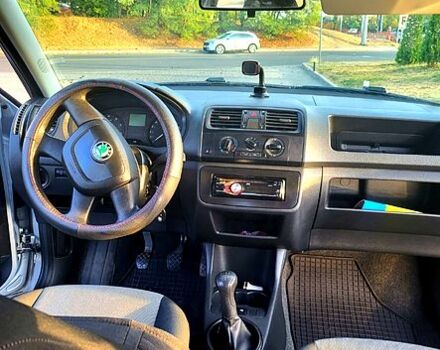 Шкода Фабия, объемом двигателя 1.2 л и пробегом 195 тыс. км за 4500 $, фото 2 на Automoto.ua