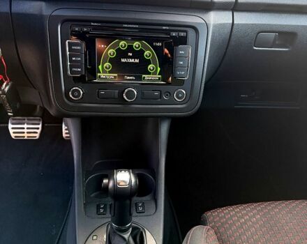 Шкода Фабия, объемом двигателя 1.4 л и пробегом 190 тыс. км за 8300 $, фото 2 на Automoto.ua