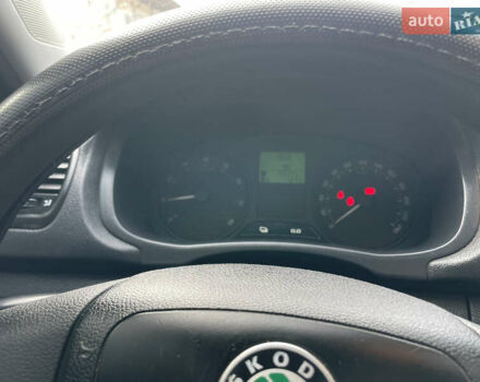 Шкода Фабия 2011 в Желтых Водах на Automoto.ua Шкода Фабия, объемом двигателя 1.2 л и пробегом 155 тыс. км за 5700 $, фото 29 на Automoto.ua