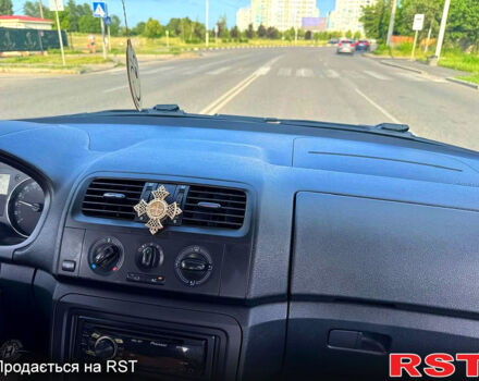 Шкода Фабия, объемом двигателя 1.4 л и пробегом 173 тыс. км за 4700 $, фото 5 на Automoto.ua