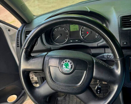 Шкода Фабия, объемом двигателя 1.4 л и пробегом 173 тыс. км за 4700 $, фото 4 на Automoto.ua