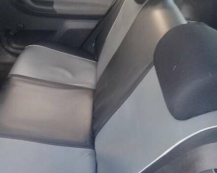 Шкода Фабия, объемом двигателя 1.2 л и пробегом 240 тыс. км за 4900 $, фото 5 на Automoto.ua