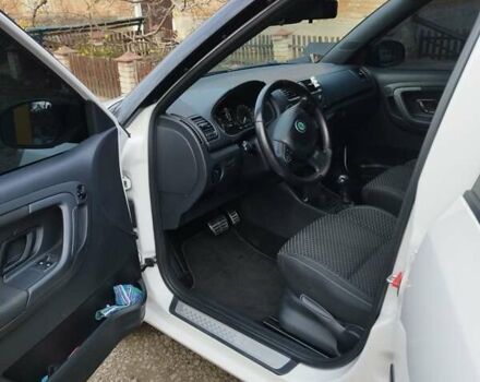 Шкода Фабія, об'ємом двигуна 1.4 л та пробігом 199 тис. км за 8500 $, фото 9 на Automoto.ua