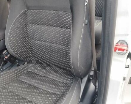 Шкода Фабія, об'ємом двигуна 1.4 л та пробігом 199 тис. км за 8500 $, фото 10 на Automoto.ua