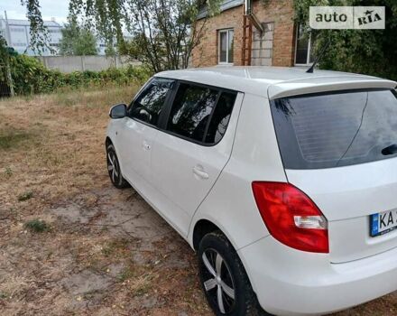 Шкода Фабия, объемом двигателя 1.4 л и пробегом 149 тыс. км за 5700 $, фото 4 на Automoto.ua