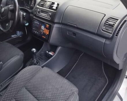 Шкода Фабія, об'ємом двигуна 1.4 л та пробігом 199 тис. км за 8500 $, фото 25 на Automoto.ua