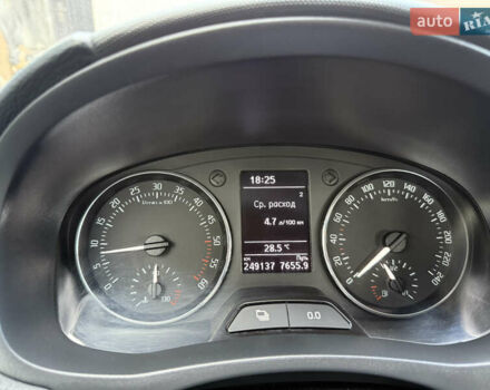 Шкода Фабия, объемом двигателя 1.6 л и пробегом 250 тыс. км за 6300 $, фото 10 на Automoto.ua