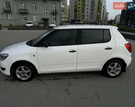 Шкода Фабия, объемом двигателя 1.2 л и пробегом 150 тыс. км за 3900 $, фото 1 на Automoto.ua