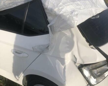 Шкода Фабия, объемом двигателя 1 л и пробегом 235 тыс. км за 2700 $, фото 1 на Automoto.ua