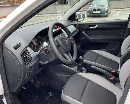 Шкода Фабія, об'ємом двигуна 1.2 л та пробігом 95 тис. км за 9500 $, фото 7 на Automoto.ua