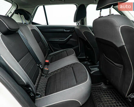 Шкода Фабия, объемом двигателя 1 л и пробегом 68 тыс. км за 8258 $, фото 14 на Automoto.ua