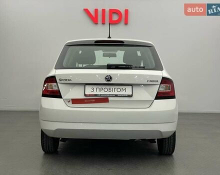 Шкода Фабия, объемом двигателя 1 л и пробегом 85 тыс. км за 7910 $, фото 5 на Automoto.ua