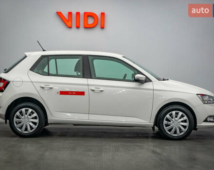 Шкода Фабия, объемом двигателя 1 л и пробегом 103 тыс. км за 8505 $, фото 3 на Automoto.ua