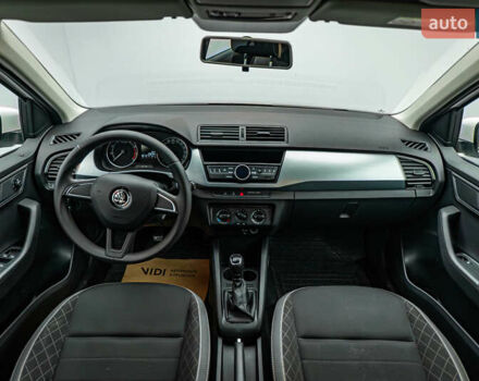Шкода Фабия, объемом двигателя 1 л и пробегом 103 тыс. км за 8505 $, фото 8 на Automoto.ua