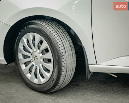 Шкода Фабія, об'ємом двигуна 1 л та пробігом 64 тис. км за 8829 $, фото 7 на Automoto.ua