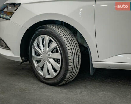 Шкода Фабия, объемом двигателя 1 л и пробегом 73 тыс. км за 8553 $, фото 7 на Automoto.ua