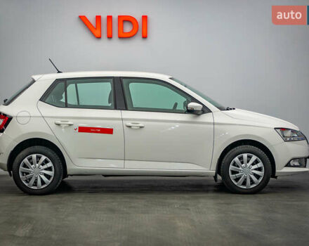 Шкода Фабия, объемом двигателя 1 л и пробегом 68 тыс. км за 8258 $, фото 3 на Automoto.ua