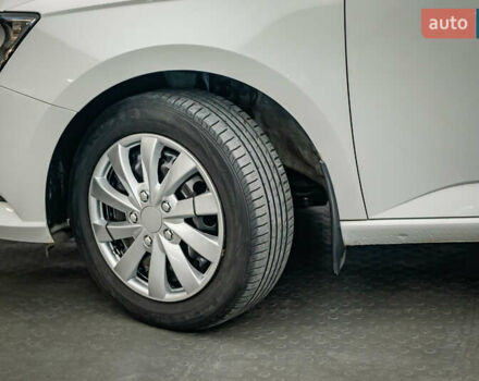 Шкода Фабия, объемом двигателя 1 л и пробегом 88 тыс. км за 8434 $, фото 7 на Automoto.ua