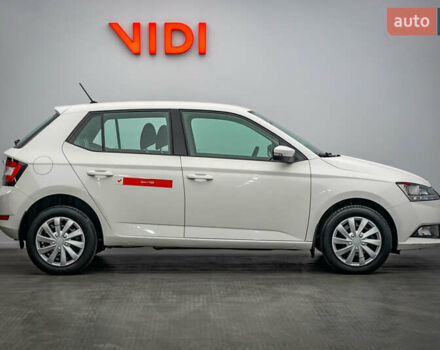 Шкода Фабия, объемом двигателя 1 л и пробегом 73 тыс. км за 8553 $, фото 3 на Automoto.ua