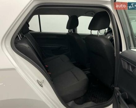 Шкода Фабия, объемом двигателя 1 л и пробегом 85 тыс. км за 7910 $, фото 12 на Automoto.ua