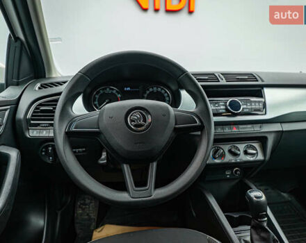 Шкода Фабия, объемом двигателя 1 л и пробегом 73 тыс. км за 8553 $, фото 11 на Automoto.ua