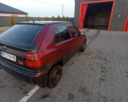 Шкода Фабия, объемом двигателя 1.3 л и пробегом 300 тыс. км за 1000 $, фото 6 на Automoto.ua