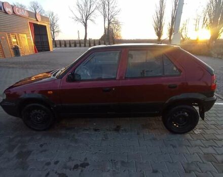 Шкода Фабия, объемом двигателя 1.3 л и пробегом 300 тыс. км за 1000 $, фото 1 на Automoto.ua