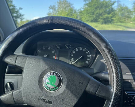 Шкода Фабія, об'ємом двигуна 1.4 л та пробігом 200 тис. км за 3800 $, фото 14 на Automoto.ua