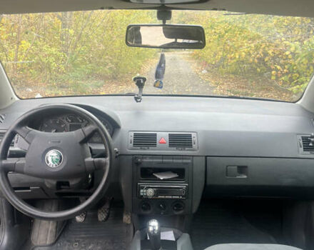 Шкода Фабия, объемом двигателя 1.4 л и пробегом 251 тыс. км за 2600 $, фото 5 на Automoto.ua