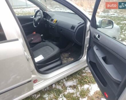 Шкода Фабия, объемом двигателя 1.39 л и пробегом 174 тыс. км за 4100 $, фото 6 на Automoto.ua