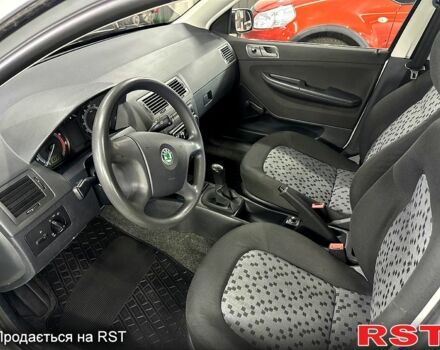 Шкода Фабия, объемом двигателя 1.2 л и пробегом 107 тыс. км за 3900 $, фото 1 на Automoto.ua