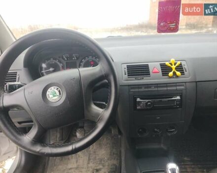 Шкода Фабия, объемом двигателя 1.39 л и пробегом 174 тыс. км за 4100 $, фото 9 на Automoto.ua